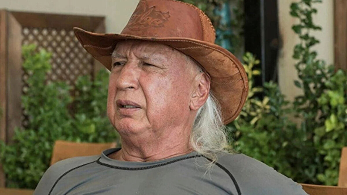 Üşümezsoy, "Güney Marmara fayı 6,5 ile 7,0 arasında deprem üretebilir. Çınarcık üzerindeki faylar tarihte 5 defa kırıldı. Sarıgöl - Bandırma fayı da İstanbul için risk oluşturuyor." dedi.