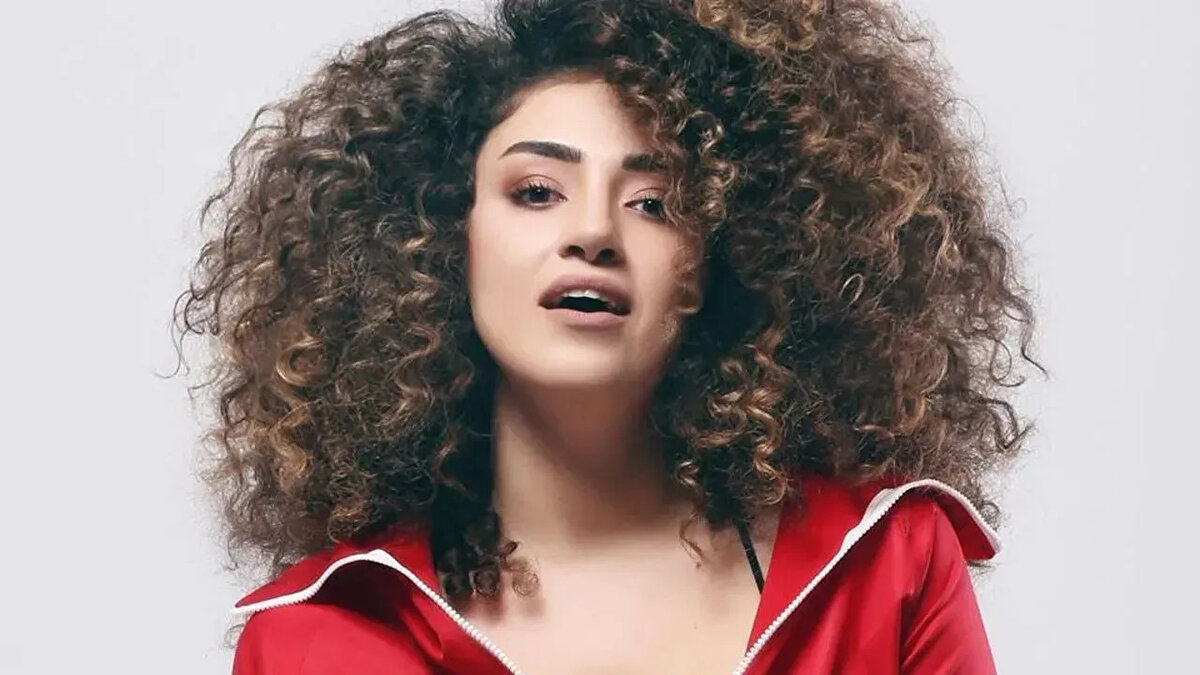 MÜZİK KARİYERİ VE ÖZEL HAYATI<br><br>Profesyonel müzik kariyerinde önemli adımlar atan Dilan Çıtak, geçmiş yıllarda İskender Paydaş'a ait "Zamansız Şarkılar" grubunda vokalistlik yapmıştır. Günümüzde ise aktif olarak piyano ve keman üzerine müzik eğitimi vermektedir.<br><br>Özel hayatıyla da gündeme gelen Çıtak, kendisi gibi şarkıcı olan Levent Dörter ile 4 yıl süren birlikteliğini 11 Ekim 2022 tarihinde evlilikle taçlandırmıştır.