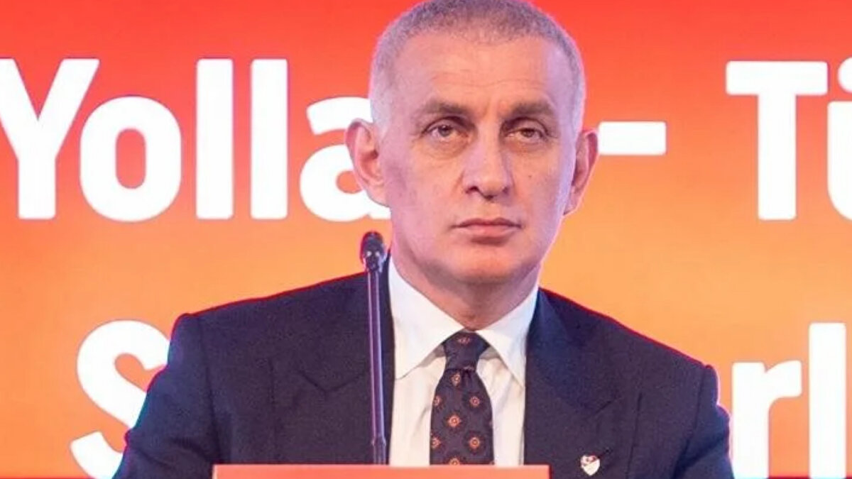 Ben, Türkiye Futbol Federasyonu Başkanı olarak şunu net bir dille ifade ediyorum: Futbolun kutsal çizgileri, birilerinin menfaat oyun alanı değildir! Hakemlik, onur mesleğidir. Bu onuru kirleten kim olursa olsun, kim arkasında olursa olsun, o kişi Türk futbolunda bir daha yer almayacaktır.<br><br>