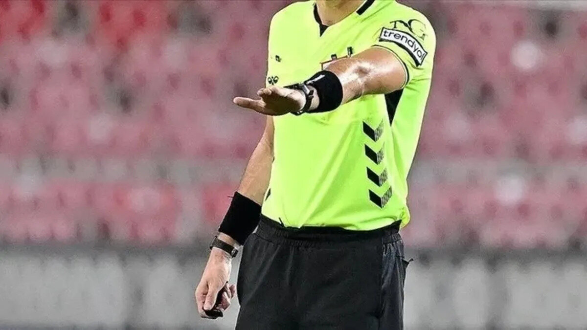 <br>Süper Lig'de 9 karşılaşmada düdük çalan Ali Yılmaz, alt liglerle beraber toplam 128 karşılaşmada görev aldı. Beşiktaş'ın ise hiçbir maçını yönetmedi.