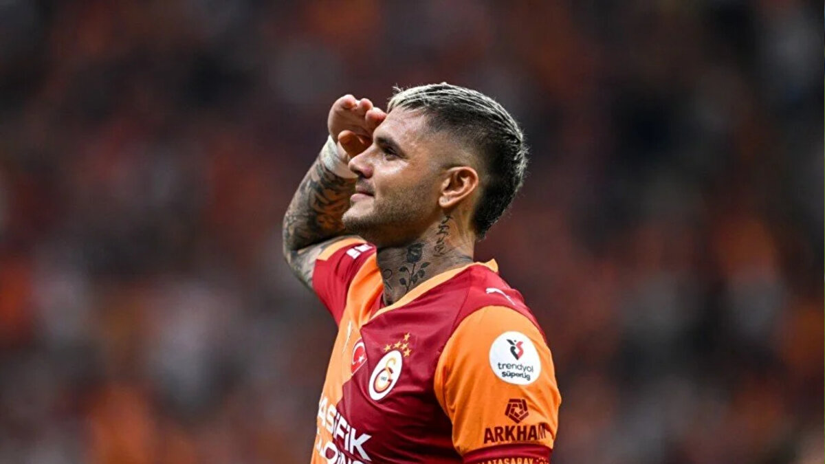 PERFORMANSI<br><br>Arjantinli yıldız Mauro Icardi Galatasaray formasıyla 99 maça çıktı. Çıktığı mücadelelerde 67 gol ve 22 asistlik skor katkısı verdi.<br>