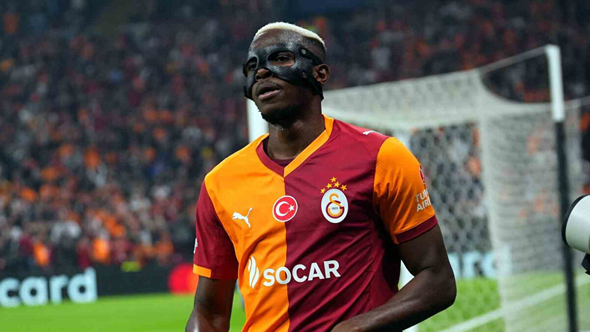 OKAN BURUK’TAN FORVET KARARI: OSIMHEN Mİ ICARDI Mİ?<br><br>Galatasaray’da Okan Buruk’un muhtemel 11’i belli olmaya başladı. Sarı kırmızılı takımda forvette kimin oynayacağı merak ediliyor. <br><br><br>