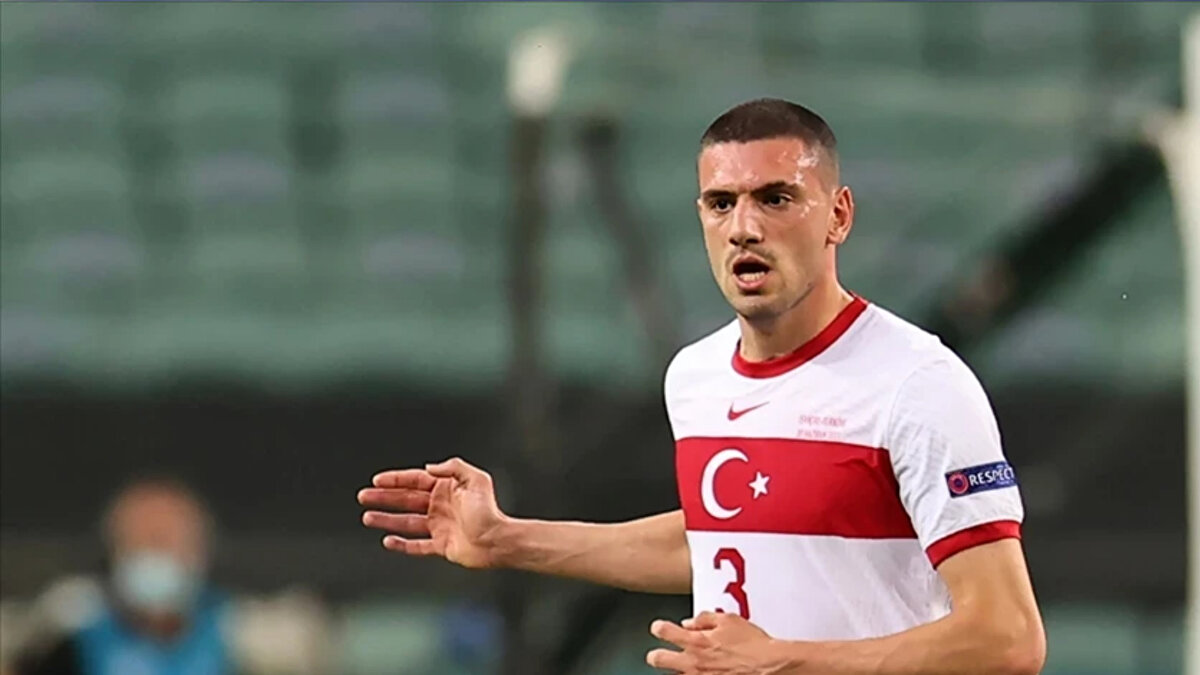 Bu sezon tüm kulvarlarda 13 maça çıkan Merih Demiral, 1087 dakika sahada kaldı.<br><br>