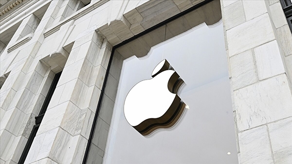 Apple, App Store fiyatlarına ilişkin yeni bir duyuru yaparak Türkiye’deki uygulama fiyatlarına zam geleceğini açıkladı. Şirket, 17 Kasım 2025 itibarıyla Türkiye, Polonya ve İsviçre başta olmak üzere 40’tan fazla para biriminde kur güncellemesi yapacağını bildirdi.