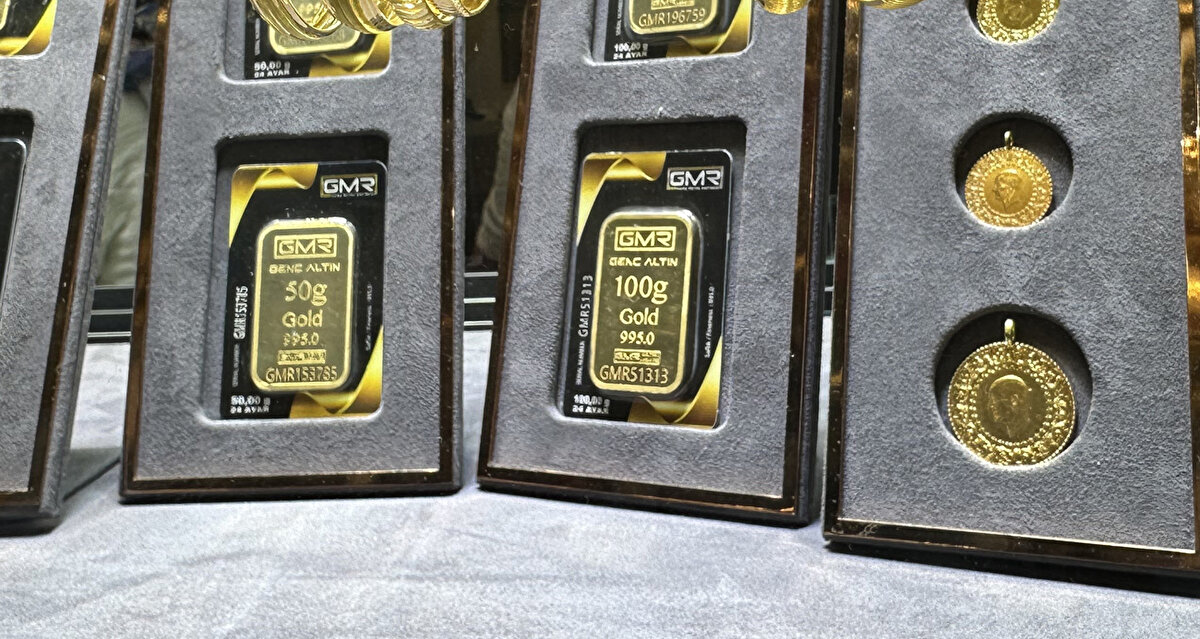 Altın Madencileri Derneği Yönetim Kurulu Başkanı Hasan Yücel ise TCMB’nin rezerv çeşitlendirmesi ve küresel piyasalardaki oynaklık nedeniyle böyle bir pozisyon almış olabileceğini ifade etti.