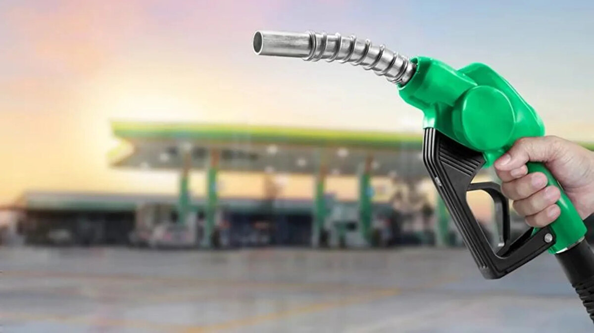 Ankara<br>Benzin litre fiyatı: 54.35 TL<br><br>Motorin litre fiyatı: 56.50 TL<br><br>LPG litre fiyatı: 27.60 TL