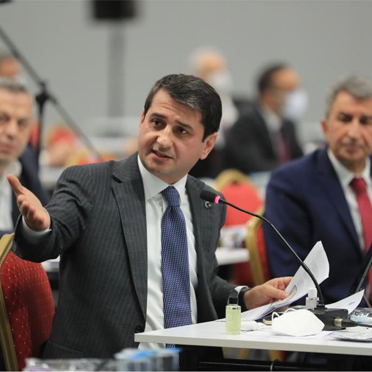 2017 yılında İYİ Parti Sancaktepe kurucu ilçe başkanı olarak görev yaptı.