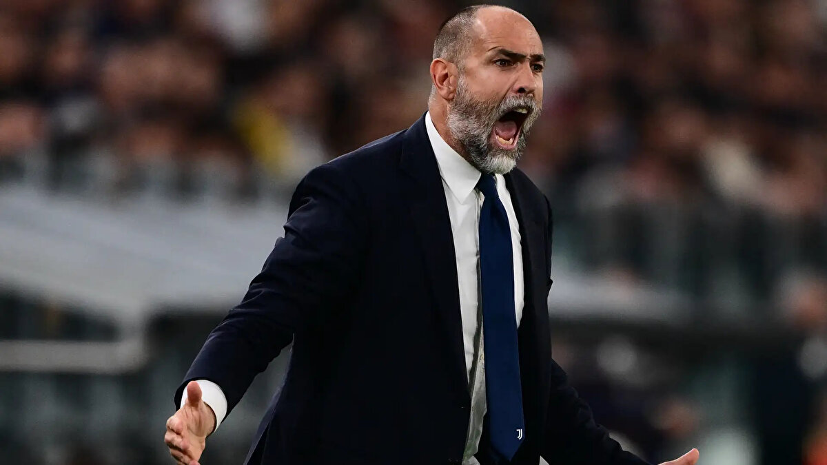 Juventus, Igor Tudor yönetiminde bu sezon ağırlıklı olarak üçlü savunmayı tercih etmişti.