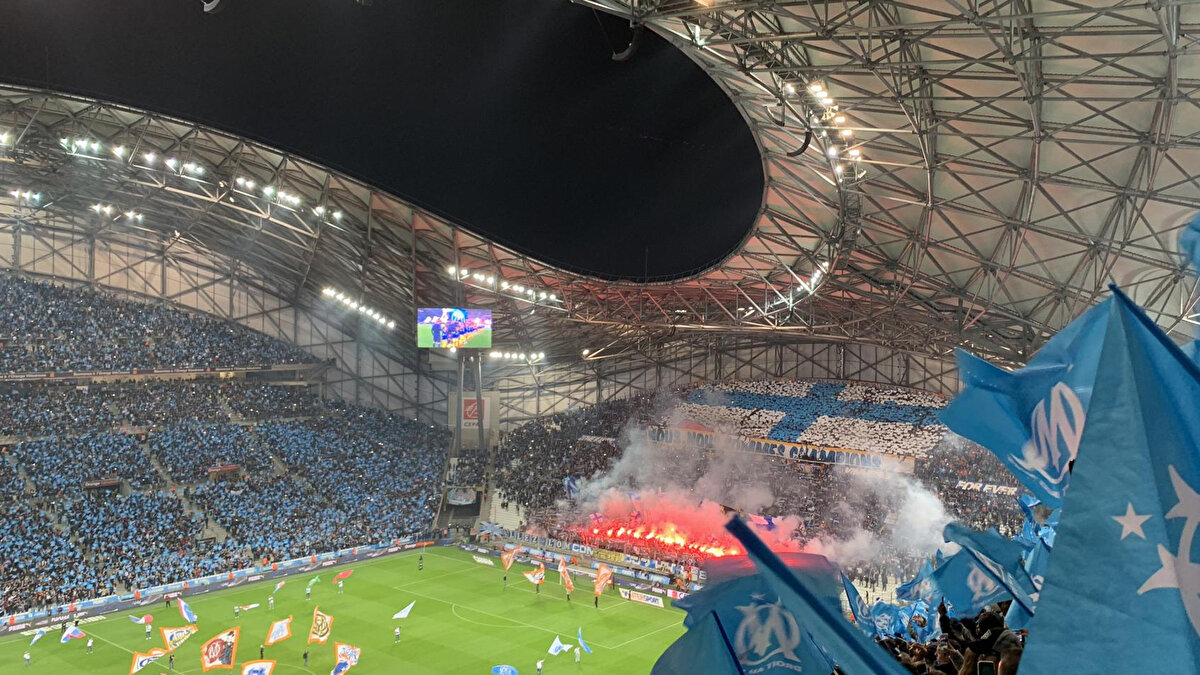 Stade Vélodrome<br>(Marsilya)