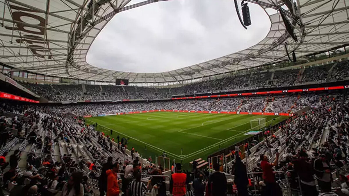 Tüpraş Stadyumu<br>(Beşiktaş)