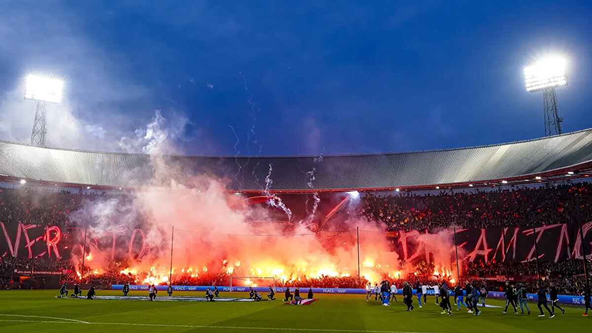 De Kuip<br>(Feyenoord)