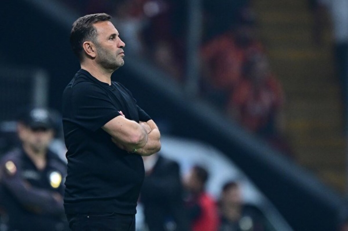 Sezonun en kritik maçlarından birine çıkacak olan sarı kırmızılı takım, galibiyet alarak Süper Lig'in ikinci sırasında bulunan Karadeniz temsilcisi ile farkı açmak istiyor. 52 yaşındaki tecrübeli çalıştırıcı oyuncularıyla konuşma gerçekleştirdi.