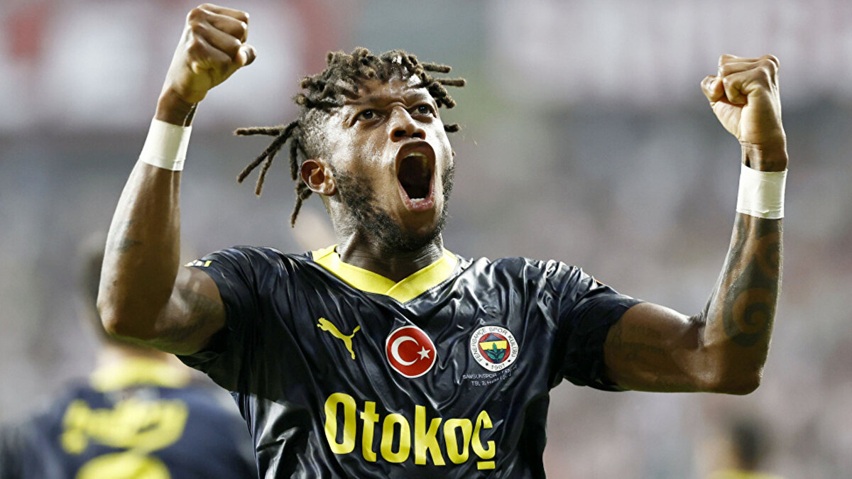 Sarı lacivertlilerde teknik direktör Domenico Tedesco'nun göreve gelmesiyle birlikte rotasyonda geri plana düşen Fred, ara transfer döneminde takımdan ayrılmaya hazırlanıyor.