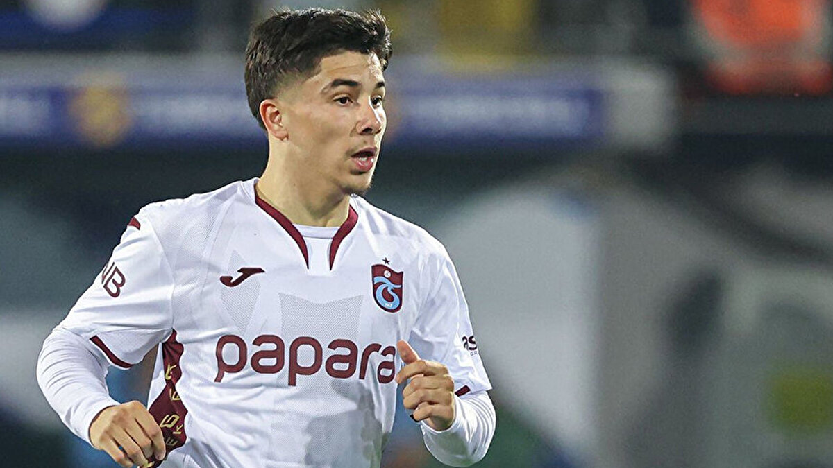 Trendyol Süper Lig'in zirvesinde kritik karşılaşma oynandı. Galatasaray sahasında Trabzonspor'u konuk etti.