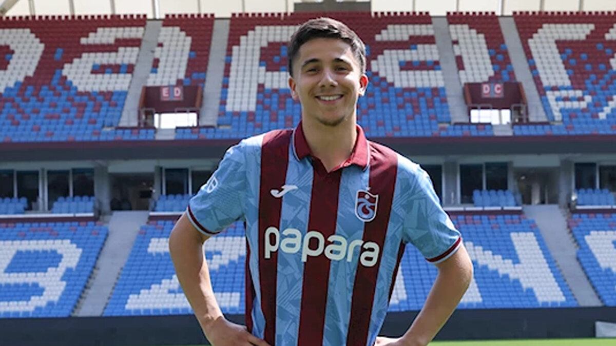 Trabzonspor’da Benjamin Bouchouari, oyuna girdikten kısa süre sonra takımını 10 kişi bıraktı.