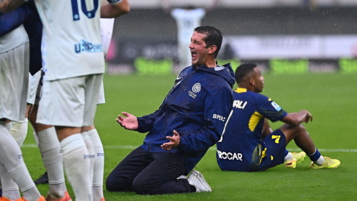 SON DAKİKADA GELEN GOL<br><br>İkinci yarıda tempolu bir futbol oynanırken, son dakikalara kadar gol sesi çıkmadı. Inter, 90+3'te Verona'nın oyuncusu Frese'nin kendi kalesine gönderdiği topla 2-1 öne geçti ve Inter bu golle galip geldi. Maçın sonlarında Inter cephesi ve teknik direktör Chivu büyük sevinç yaşadı. 