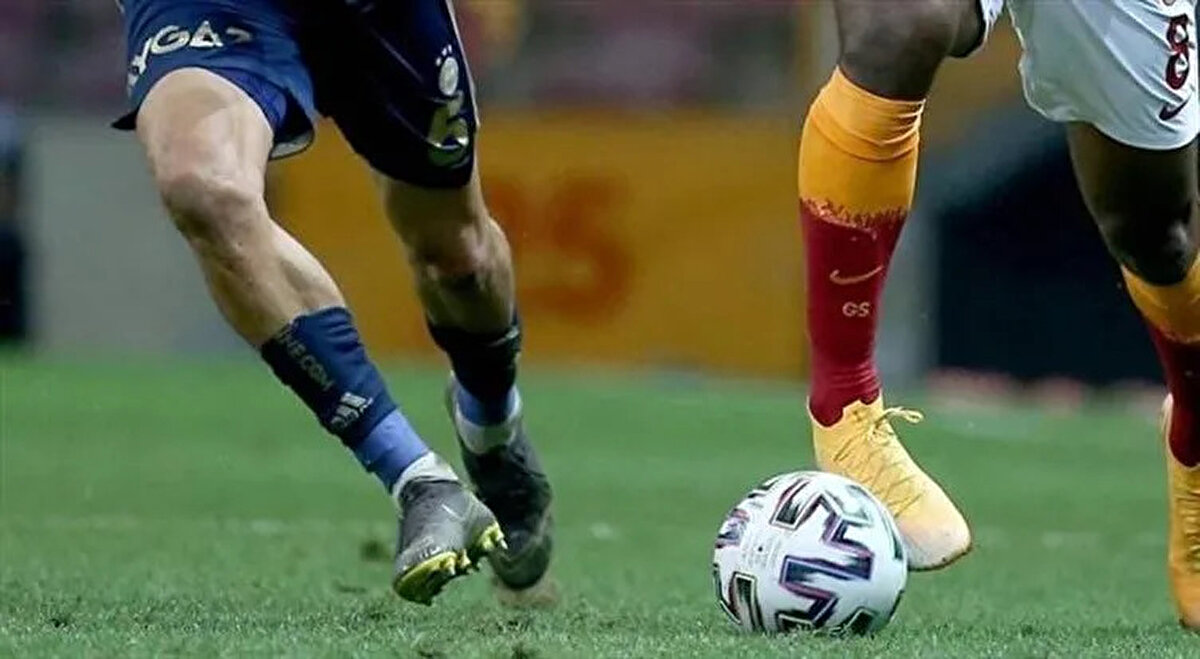 15:30<br>• Fortuna Düsseldorf – Kaiserslautern / Bundesliga 2 – Tivibu Spor 2, S Sport Plus (Canlı)<br><br>16:00<br>• Boluspor – Bodrumspor / 1. Lig – TRT Spor (Canlı)<br>• Levante – Celta Vigo / La Liga – S Sport Plus (Canlı)<br><br>16:30<br>• Sparta Rotterdam – AZ Alkmaar / Eredivisie – Tivibu Spor 3 (Canlı)