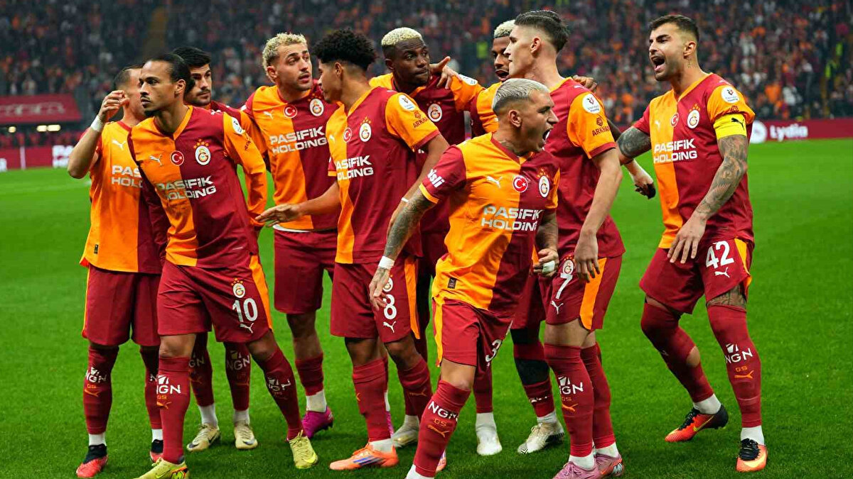 Trendyol Süper Lig'de lider Galatasaray, en yakın takipçisi Trabzonspor'u konuk etti.