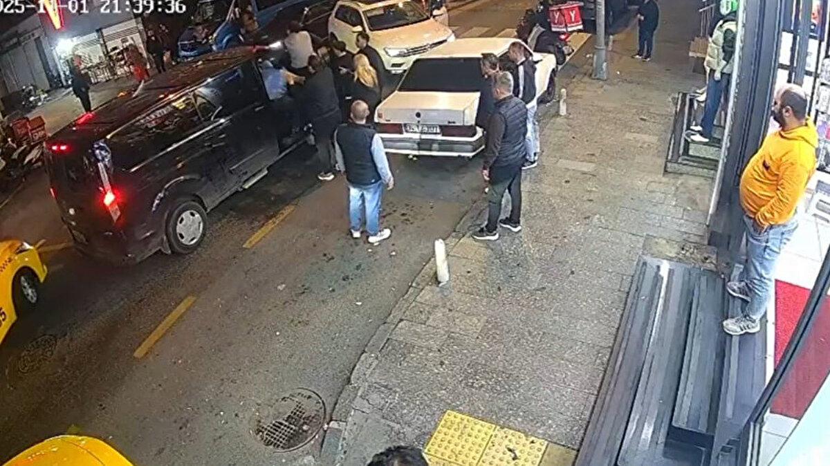 Olayın ardından yapılan soruşturmada, Ataman'ın geçmişte "trafik güvenliğini tehlikeye atma" ve "ateşli silahlar kanununa muhalefet" suçlarından adli kayıtları olduğu da ortaya çıktı.