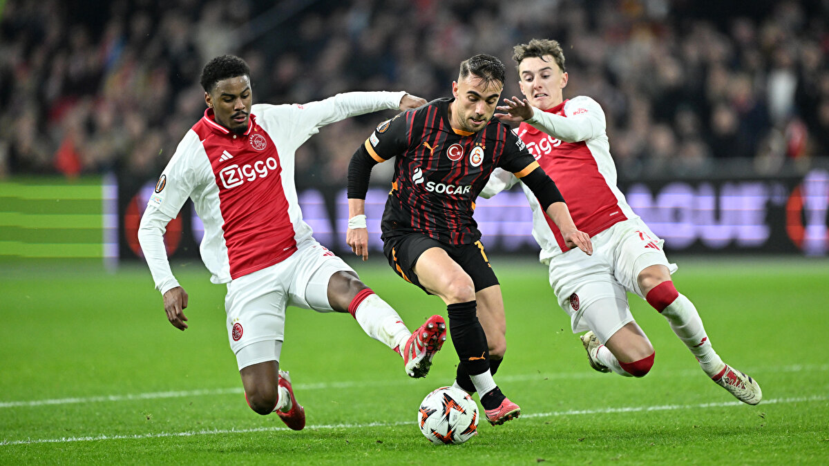 GALATASARAY - AJAX MAÇI NE ZAMAN, SAAT KAÇTA?<br><br>Galatasaray - Ajax maçı çarşamba günü saat 23:00'da başlayacak. Zorlu maç TRT1 ekranlarından naklen yayınlanacak.