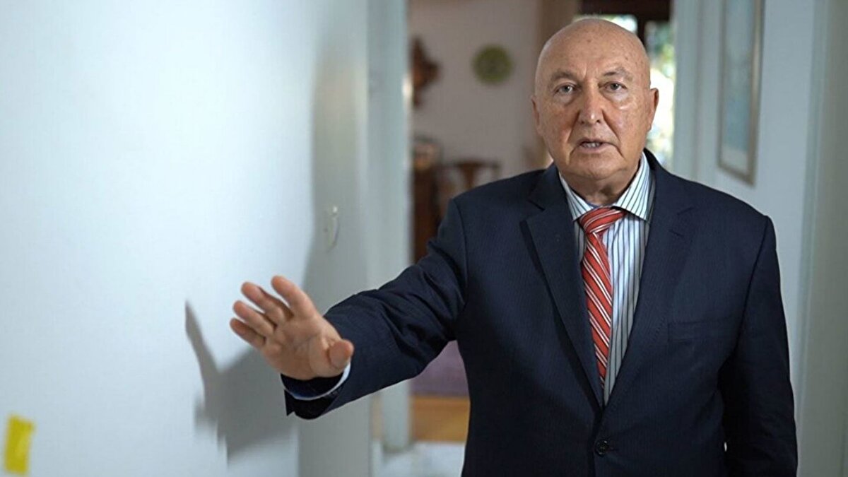 AFAD'dan yapılan açıklamaya göre, Sındırgı'da saat saat 15.35'te 4,9 büyüklüğünde deprem meydana geldi. AFAD'dan yapılan açıklamaya göre, Sındırgı'da saat saat 15.35'te 4,9 büyüklüğünde deprem meydana geldi.