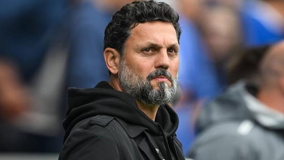 Antalyaspor, Trendyol Süper Lig'in 11. haftasında deplasmanda Eyüpspor'u 1-0 mağlup etti. Karşılaşmanın ardından Antalyaspor teknik direktörü Erol Bulut, flaş açıklamalarda bulundu.