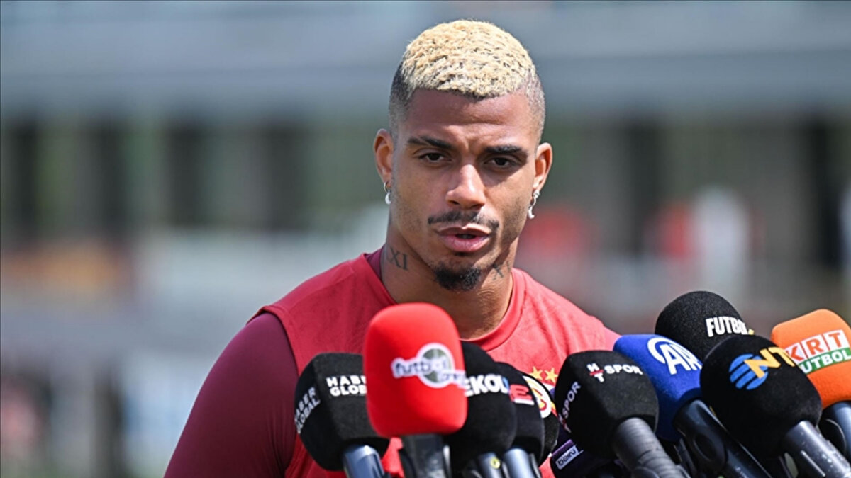 Sabah gazetesinde yer alan habere göre 32 yaşındaki oyuncunun sözleşmesinde kontrat uzatma maddesi, bu sezonki maçların yüzde 60’ına ilk 11’de çıkması halinde otomatik olarak uzayacak.<br><br>