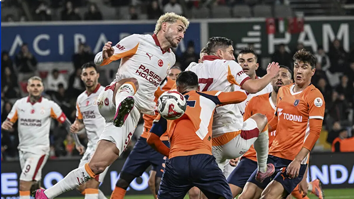 Fakat milli oyuncunun performansı bir türlü istenilen seviyeye yeniden ulaşmadı.<br><br>