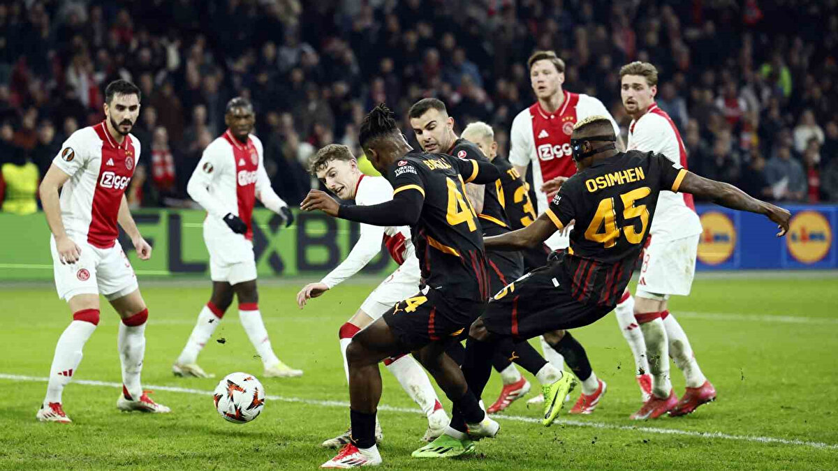 GALATASARAY - AJAX MAÇI NE ZAMAN, SAAT KAÇTA?<br><br>Galatasaray - Ajax maçı yarın akşam saat 23:00'da başlayacak. Zorlu karşılaşma TRT1 ekranlarından naklen yayınlanacak.