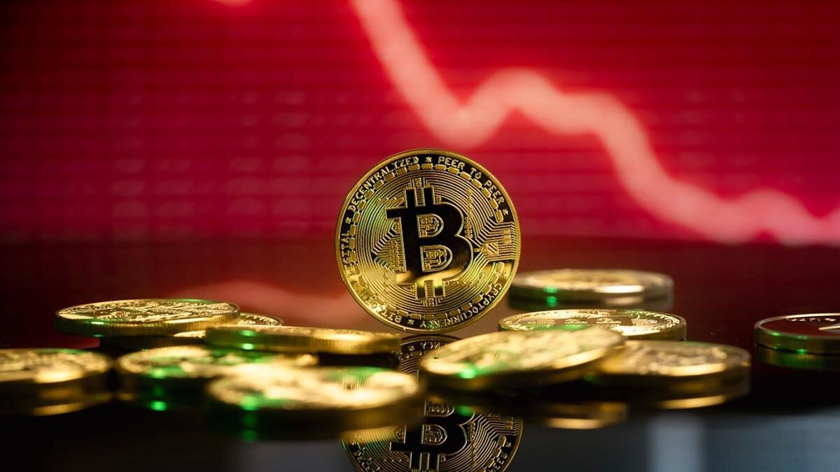 Bitcoin 104.205 dolara kadar gerilerken, Ethereum da 3 ayın en düşük seviyesi olan 3.475 doları gördü. Madden, kripto varlıklardaki satış dalgasının ekim ayında biriken aşırı kaldıraçlı pozisyonların çözülmesiyle "gereken bir piyasa düzeltmesi" oluşturduğunu söyledi.<br>