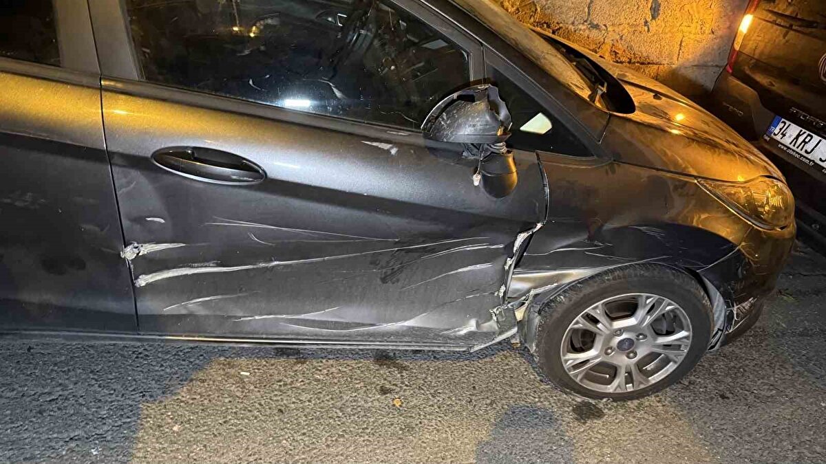 Aracı zarar görenlerden biri olan Yakup Alkan ise, "Yatıyorduk. Gürültüye uyandık. Bağırdık durdurmaya çalıştık. Durmuyor. Galiba sarhoştu. Mahalleli döküldü. Apartmanda da hasar var" dedi.