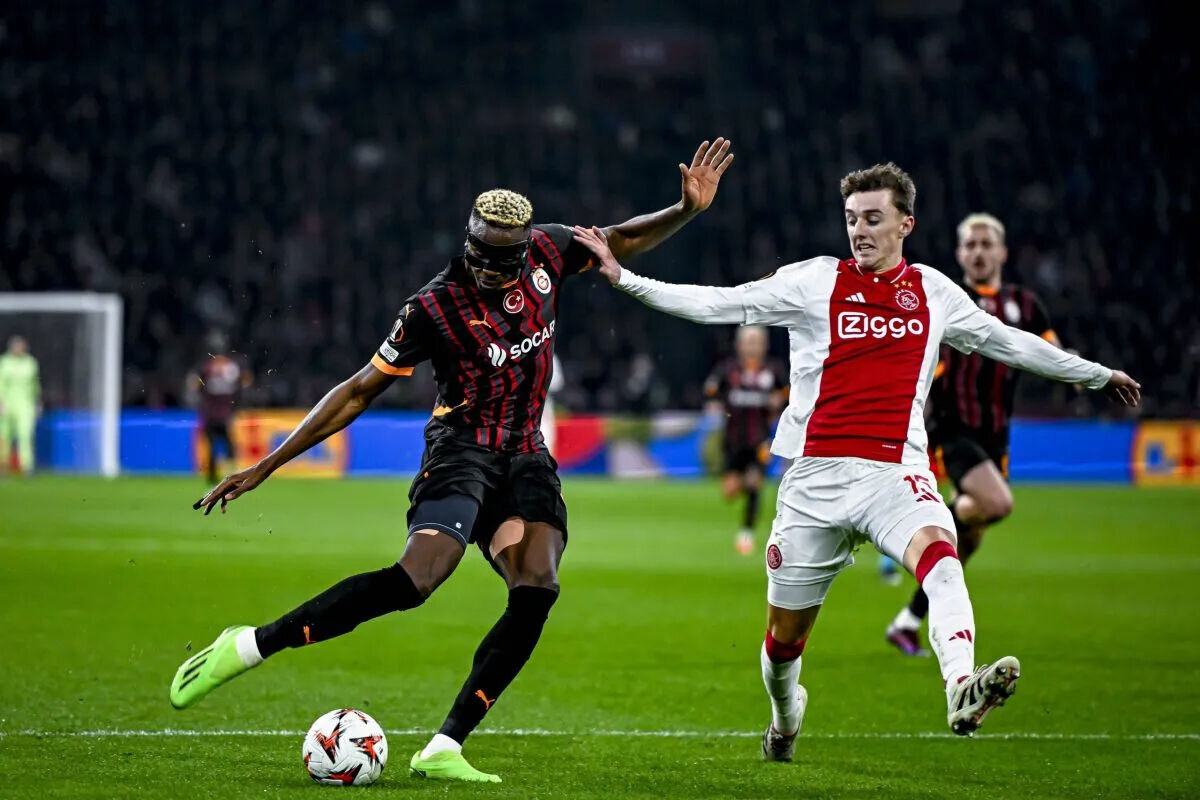 GS Ajax Maçı Ne Zaman, Saat Kaçta?<br><br>Futbolseverlerin gündemindeki en önemli sorulardan biri olan "GS Ajax maçı ne zaman?" sorusu yanıtını buldu. UEFA Şampiyonlar Ligi grup aşamasındaki dördüncü kritik mücadele için geri sayım başladı.<br><br>Ajax ile Galatasaray arasındaki karşılaşma, 5 Kasım Çarşamba günü oynanacak. Maçın başlama saati Türkiye saati ile (TSİ) 23.00 olarak açıklandı.