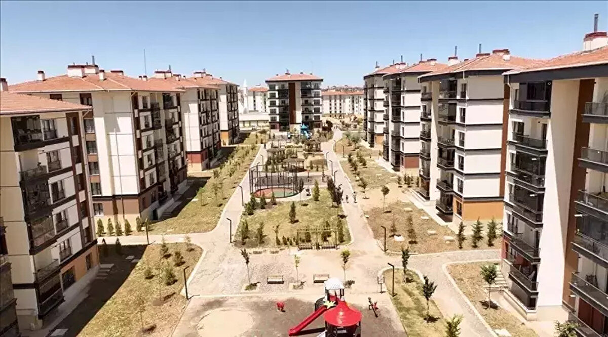 Edirne: 2.530<br><br>Elazığ: 3.685<br><br>Erzincan: 1.760<br><br>Erzurum: 4.905<br><br>Eskişehir: 6.025<br><br>Gaziantep: 13.890<br><br>Giresun: 1.576<br><br>Gümüşhane: 926<br><br>Hakkari: 1.557<br><br>Hatay: 12.639<br><br>Iğdır: 1.200<br><br>Isparta: 2.889<br><br>Tokat: 3.392<br><br>Trabzon: 3.734<br><br>Tunceli: 775<br><br>Uşak: 2.464<br><br>Van: 6.803<br><br>Yalova: 1.805<br><br>Yozgat: 2.858<br><br>Zonguldak: 1.872