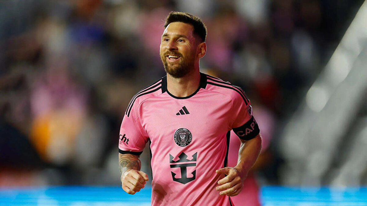 "Messi'yi uygun şartlarda Galatasaray'a getirebiliriz"