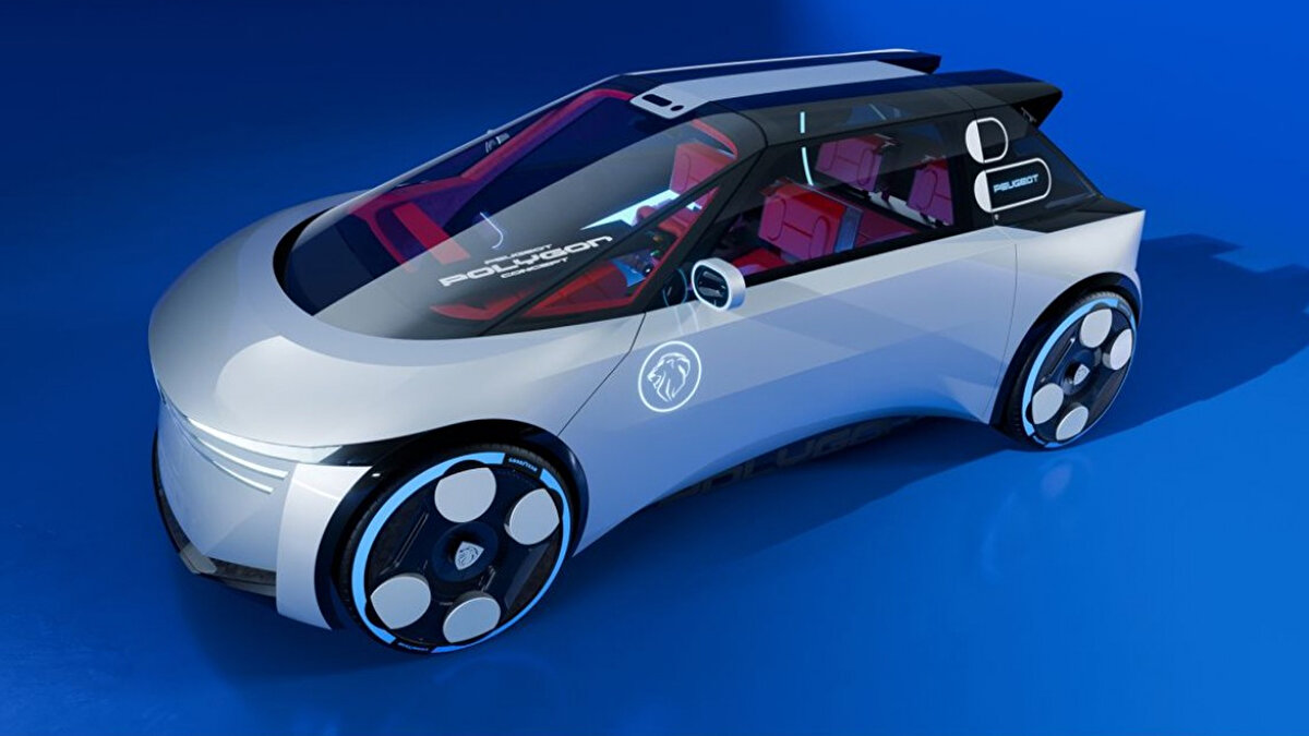 Uluslararası basın, Polygon’u yeni nesil 208/2008 çizgisine işaret eden bir “ön gösterim” olarak okuyor. Hypersquare ve yeni yüz kimliği, seri üretim Peugeot’lara kademeli biçimde evrilecek teknolojik-estetik bir dönüşümü haber veriyor.