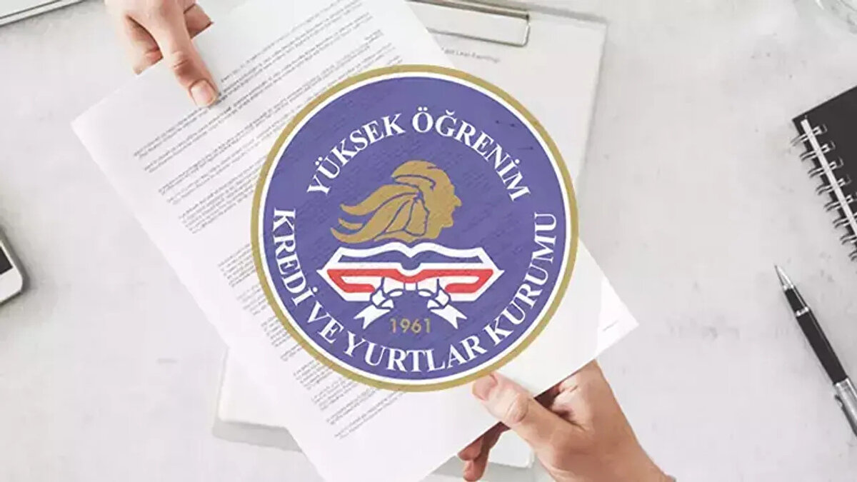 2026 KYK BURS VE KREDİ ÜCRETLERİ NE KADAR OLACAK?<br><br>Öğrencilere maddi destek amacıyla verilen KYK burs ve kredi miktarları her yıl güncelleniyor. 2025 Ocak ayı itibarıyla geçerli olan burs/kredi ücretleri şu şekildeydi:<br><br>Lisans ve Ön Lisans: 3000 TL<br><br>Yüksek Lisans: 6000 TL<br><br>Doktora: 9000 TL