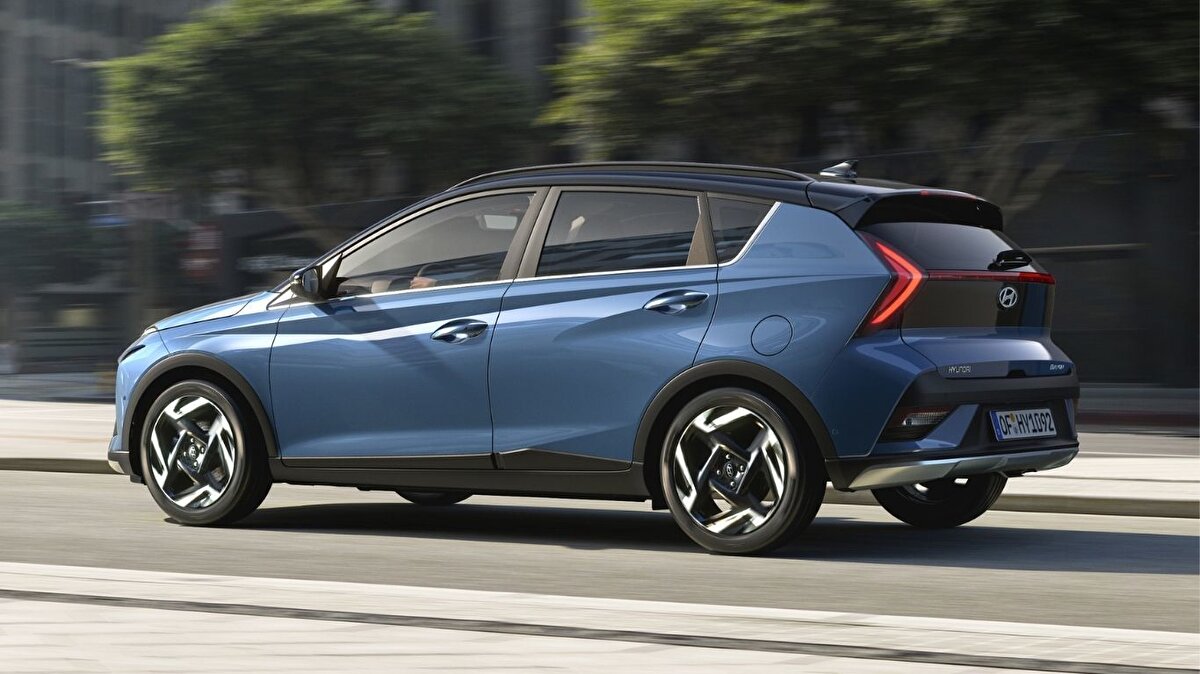 Hyundai Bayon<br><br>1.2 MPI 79 PS Jump Benzin Manuel – 1.440.500 TL<br><br>1.0 T-GDI 100 PS Jump Benzin DCT – 1.595.000 TL<br><br>1.0 T-GDI 100 PS Style Benzin DCT – 1.738.000 TL<br><br>1.0 T-GDI 100 PS Elite Benzin DCT – 1.850.000 TL