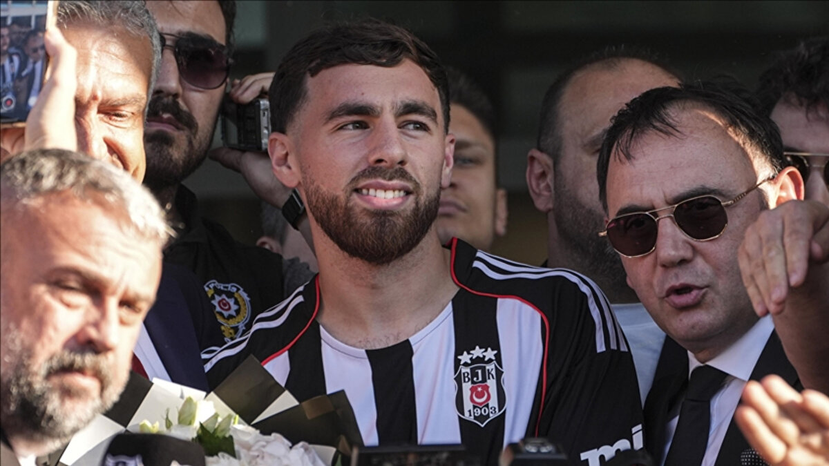 Orkun, yaz transfer döneminde 30 milyon euro karşılığında Benfica'dan Beşiktaş'a transfer olmuştu.