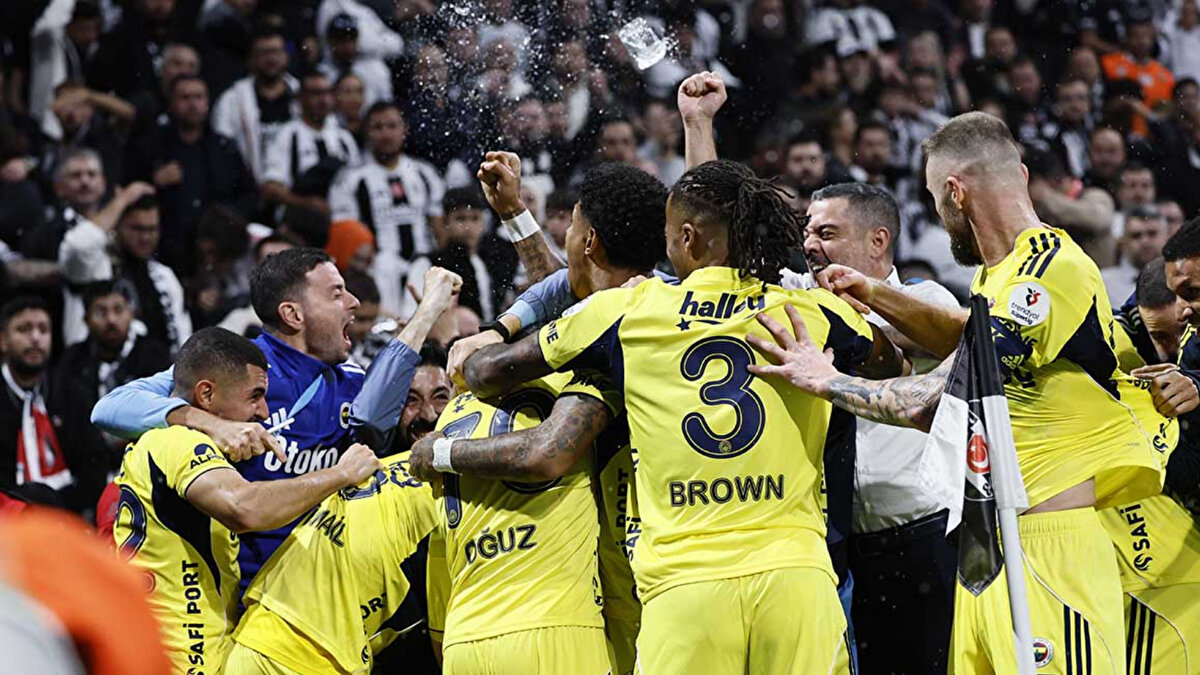 Prim sisteminin geri dönmesi ile beraber sarı lacivertli futbolcuların Beşiktaş'ı 3-2 mağlup ettiği karşılaşmanın da primleri hesaplarına yatırıldı.