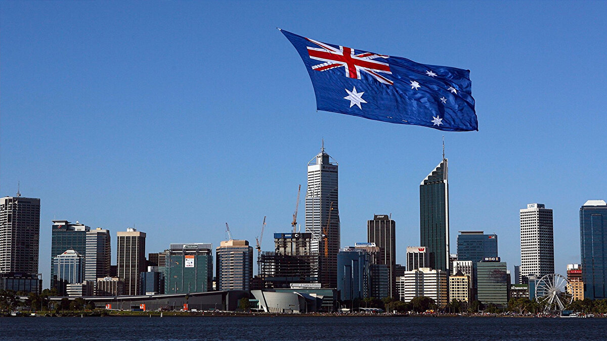 7.🇦🇺 Avustralya: 217 saat 