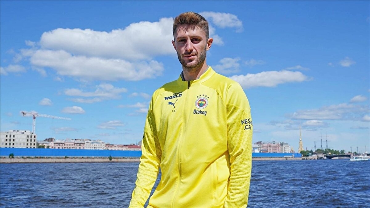 Öte yandan, Jose Mourinho döneminde yeterli süre alamayan İsmail, o dönemdeki performans düşüklüğü nedeniyle Avrupa kulüplerinin takibinden bir süre uzak kalmıştı.