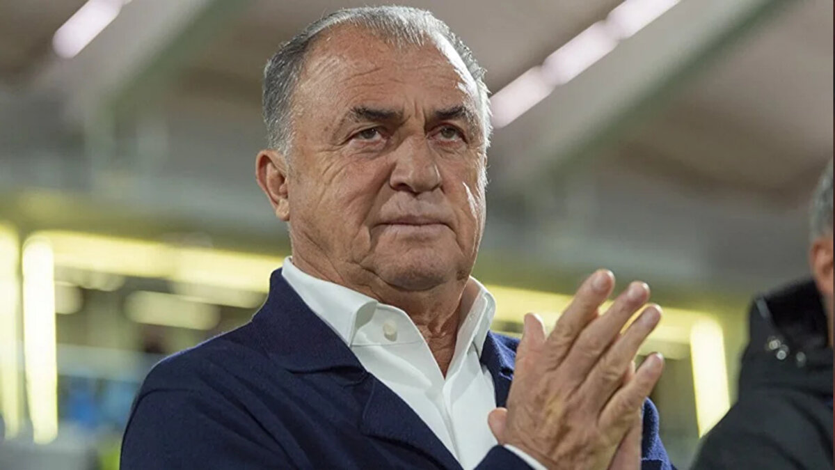 “FATİH TERİM ÇEKYA'YA GİDİYOR DİYE BİLİYORUM”<br><br> <br><br>Fatih Terim'le ilgili konuşan Candaş Tolga Işık, "Hoca Çekya'ya gidiyormuş, öyle diyorlar. Ben gidiyor diye biliyorum." ifadelerini kullandı.