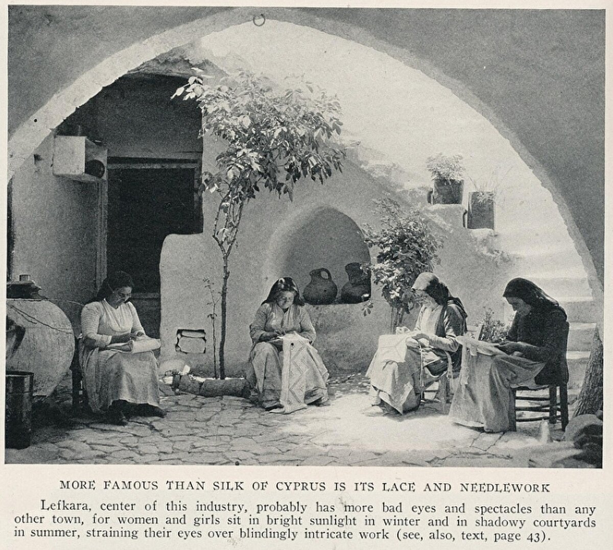 "Kıbrıs'ın dantel ve tığ işi, ipekten daha meşhur" 