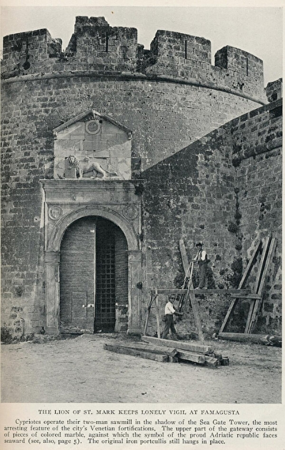 “Aziz Marko aslanı, Mağusa'da yalnızca nöbet tutuyor”