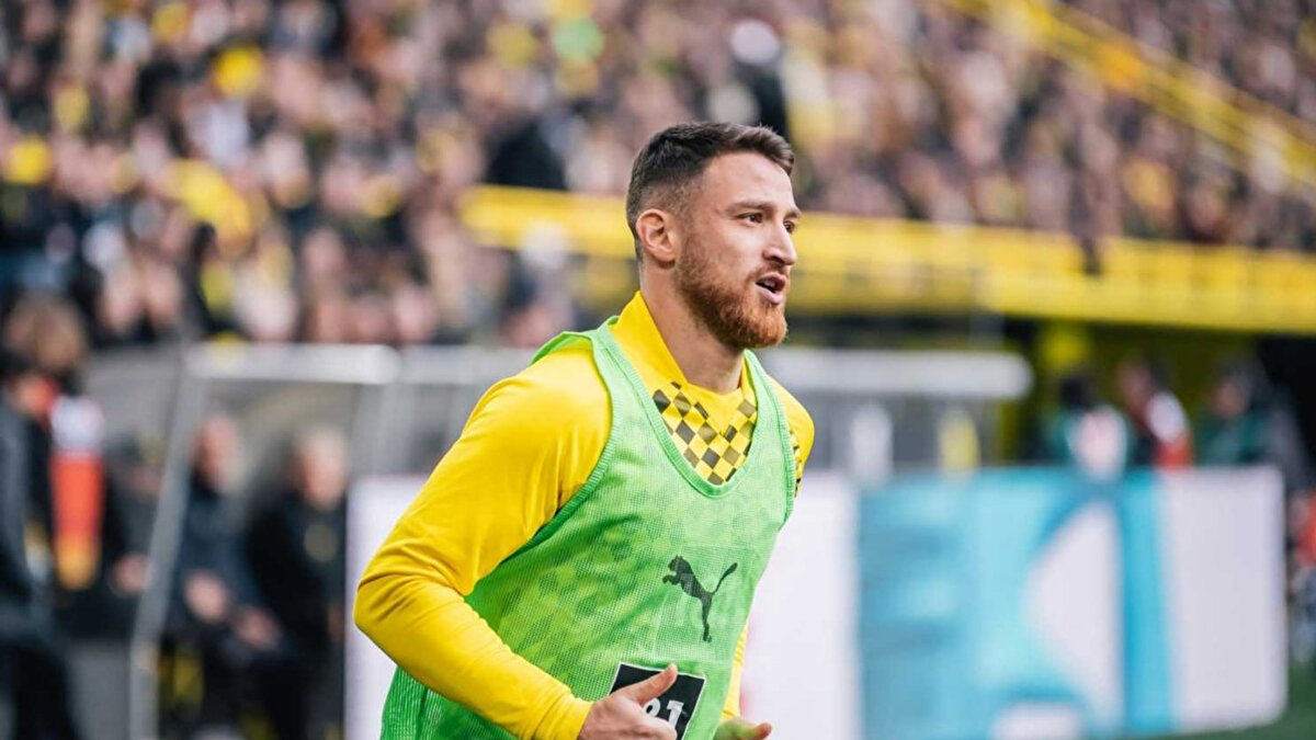 Özcan'ı yakından takip eden Beşiktaş'ta teknik heyet de transfere olumlu görüş verdi. Teknik direktör Sergen Yalçın'ın, Salih transferine sıcak baktığı kaydedildi. Ocak ayı transfer döneminde görüşmelerin başlaması bekleniyor.