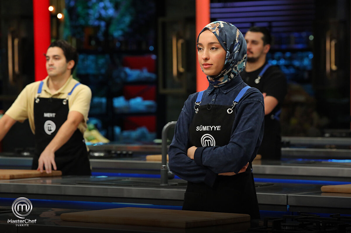 Mavi Takım'dan Murat Can ve Sümeyye, eleme potasına giden yeni isimler oldu.