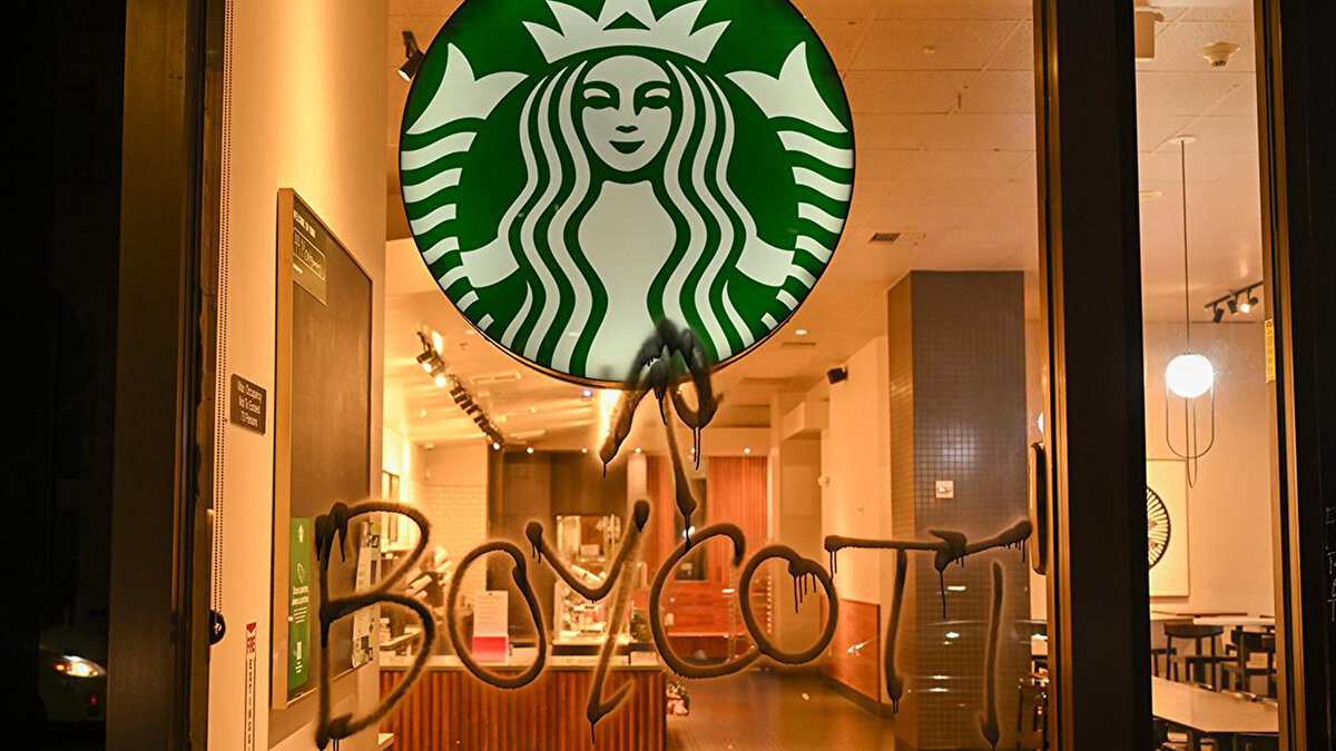Starbucks Workers United tarafından yapılan açıklamada, oylamaya katılan üyelerin yüzde 92’sinin grev lehine oy verdiği belirtildi.