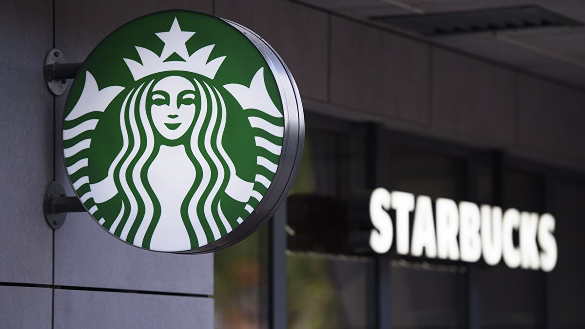 Sendika temsilcisi Michelle Eisen, "Top artık Starbucks’ın sahasında" diyerek şirket yönetimine müzakerelere dönme çağrısı yaptı.