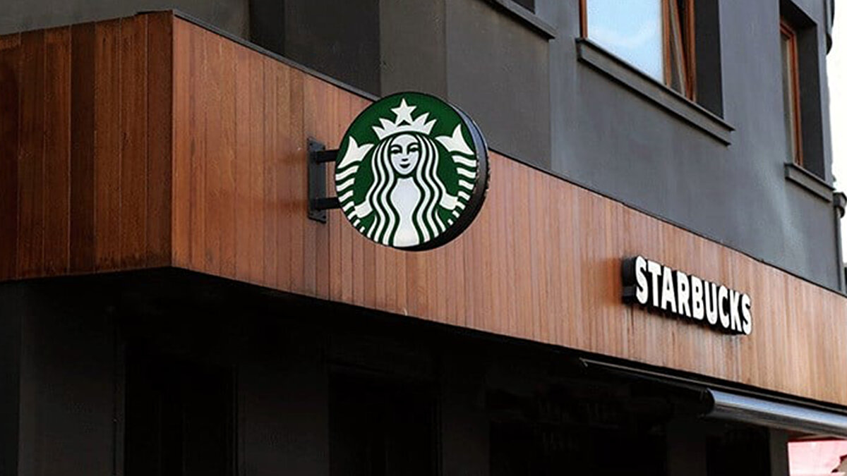 2021’den bu yana üçüncü büyük grev<br><br>Starbucks Workers United sendikası 2021’de New York eyaletinde kurulmuş, bugün itibarıyla 550 şubede 9 bin 500 baristayı temsil eder hale gelmiş durumda.