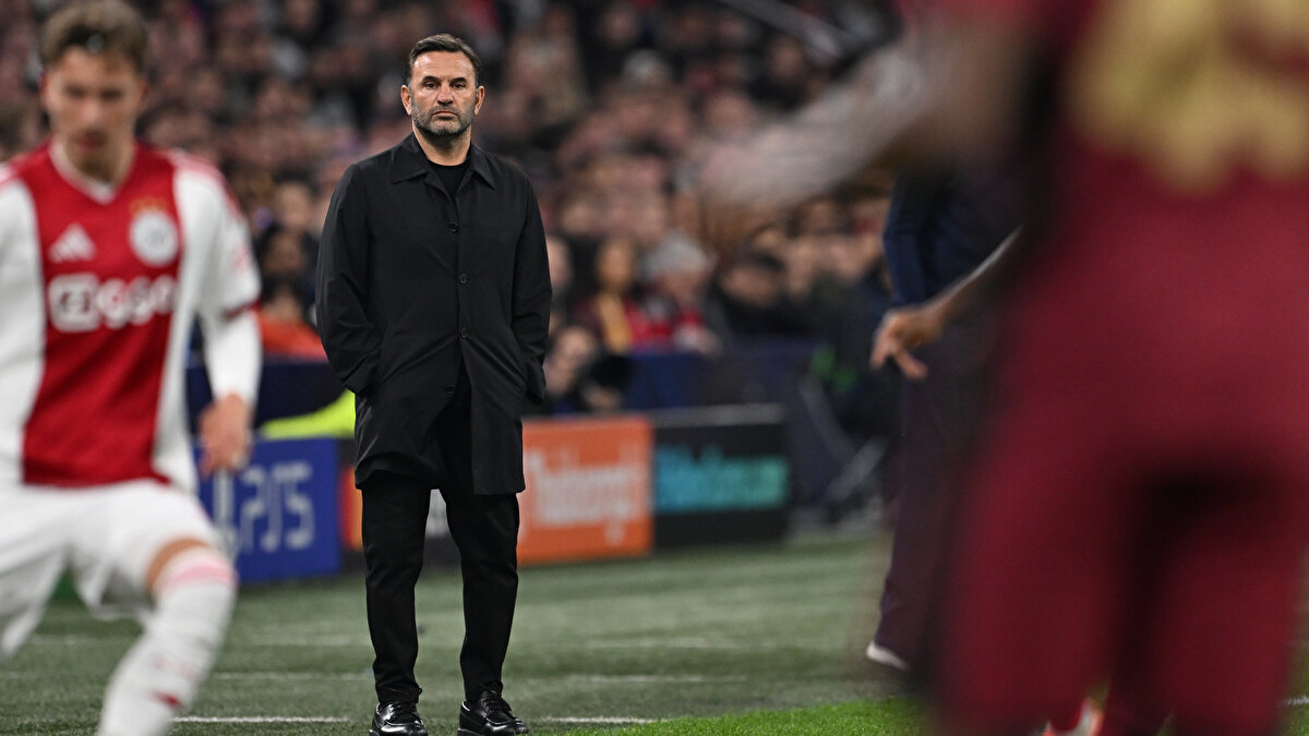 "BU SAHANIN PATRONU BENİM"<br><br>Ercan Taner: "Galatasaray oynadığı oyunla artık ‘Bu sahanın patronu benim’ mesajını vermişti. Bir penaltı daha gelmişti Barış Alper sayesinde. Osimhen hat-trick yapmıştı. Okan Buruk’un takımı artık bize daha büyük başarıları hayal ettiriyor." [Sözcü]